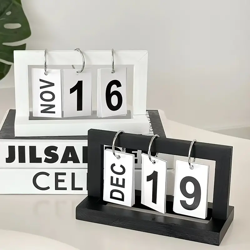 Desk Setup Minimalist - Ornamen Kalender Plastik Dekorasi Ruang Tamu