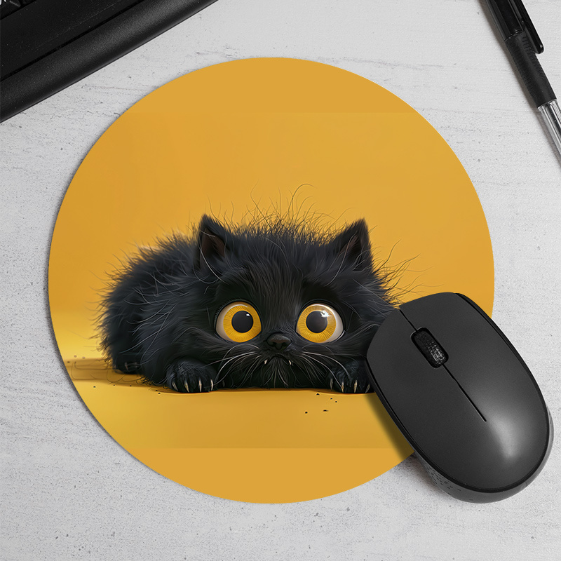 Desk Setup In Office - Alas Mouse Bundar Kucing Hitam Lucu