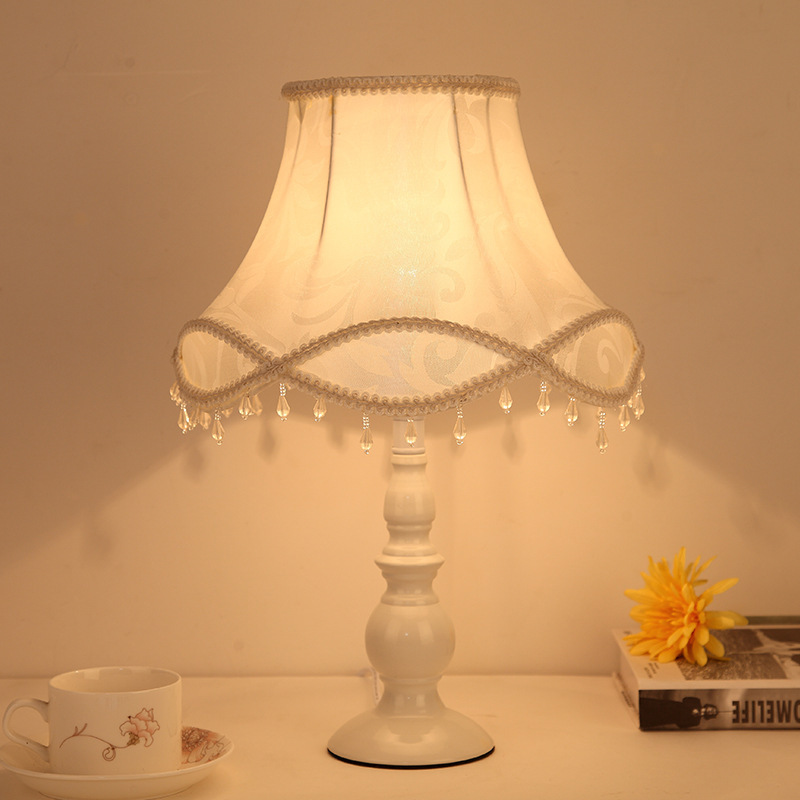 Desk Setup Minimalist - Lampu kamar tidur lampu samping tempat