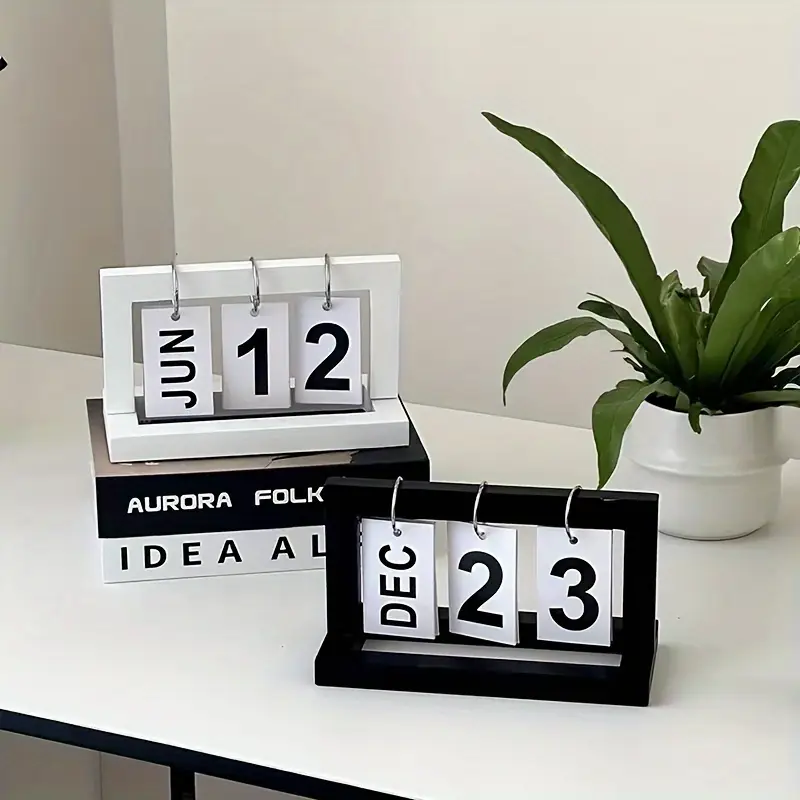 Ornamen Kalender Plastik Dekor - Desk Setup Minimalist ulasan dan harga
